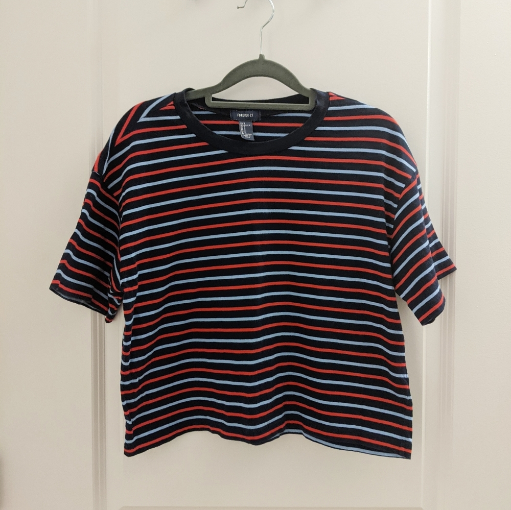 Forever 21 Cropped Navy and Red Striped Short Sleeve Shirt Size Small